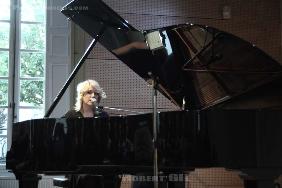 FRIDA HYVONEN - 2007-04-20 - PARIS - Centre Culturel Suedois - 